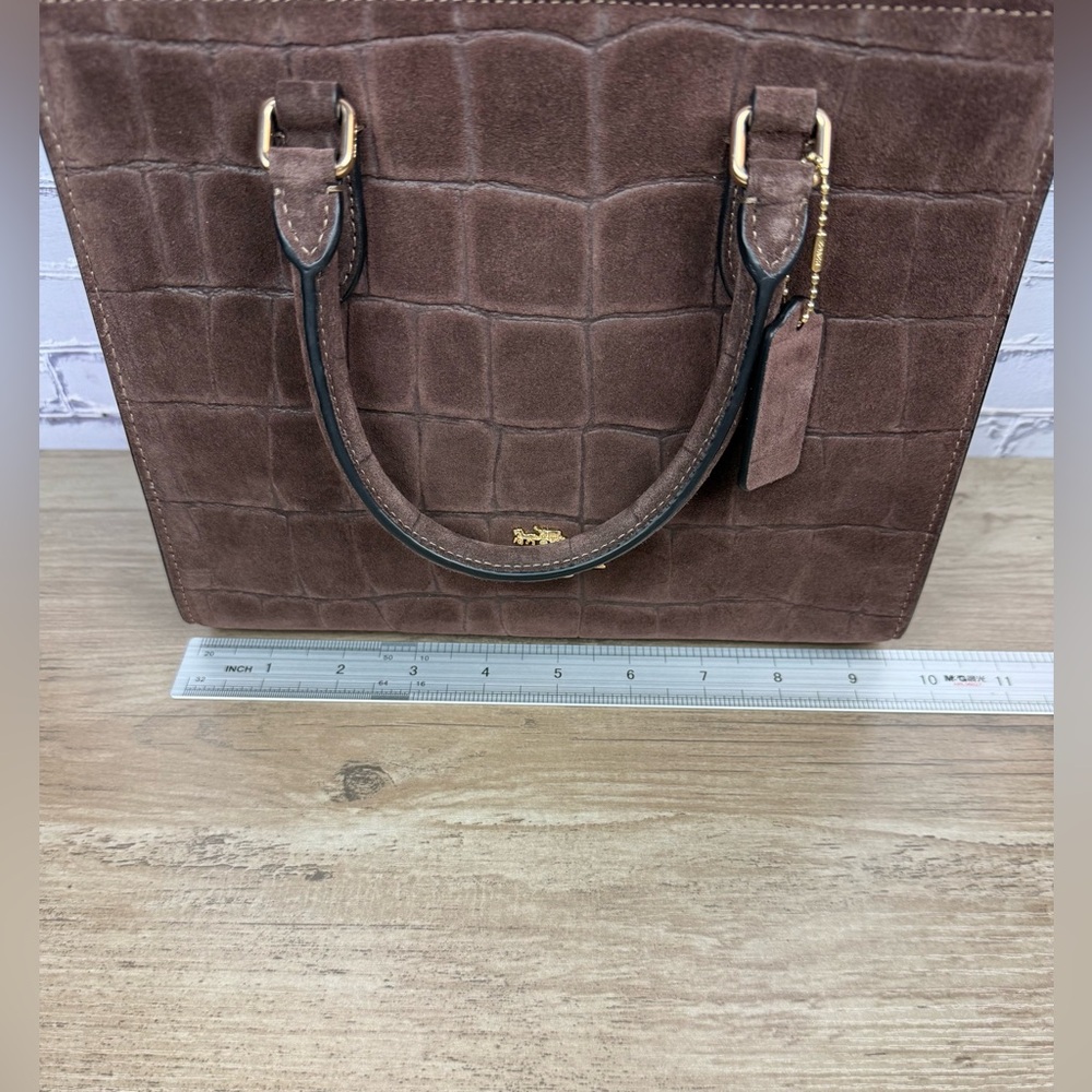 NWT Coach Maggie Small Tote Gold hardware/Maple Crocodile-embossed suede CCC71 - Picture 11 of 16